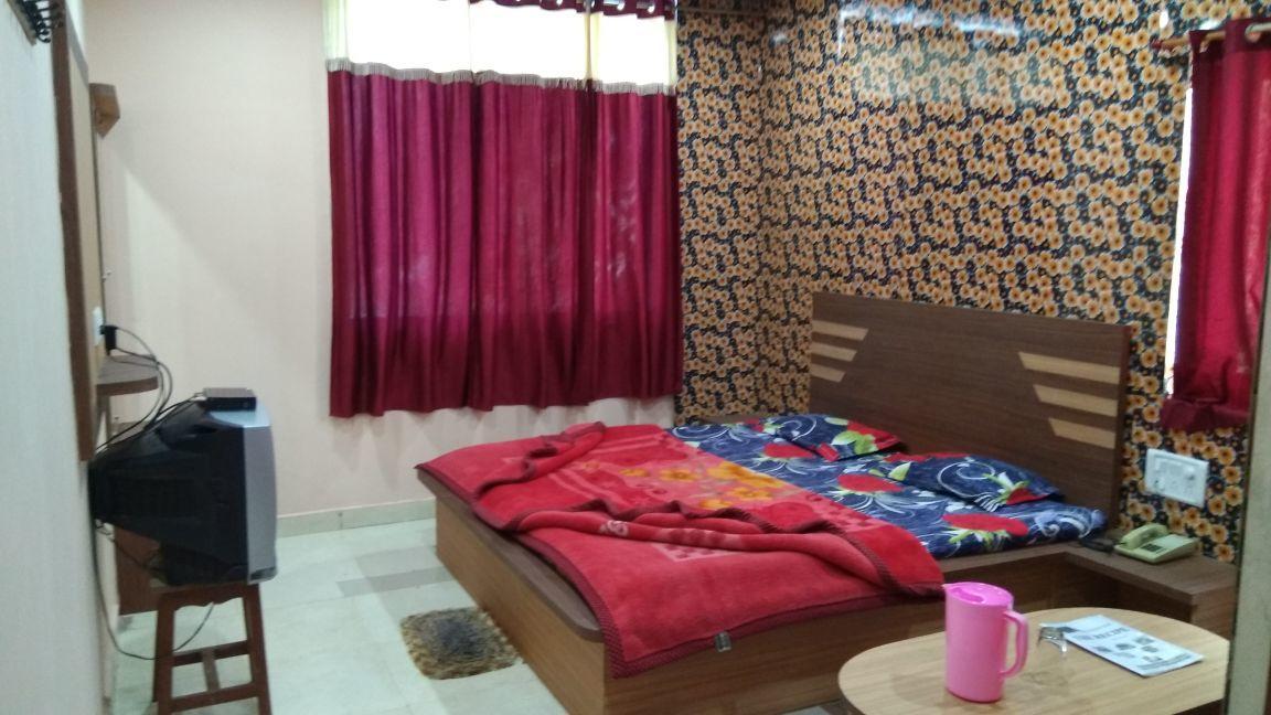 Hotel Parikalp Pachmarhī Extérieur photo